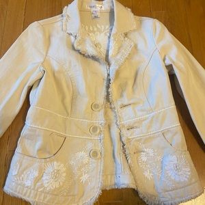 White House Black Market -Beautiful cream jacket with flower designs